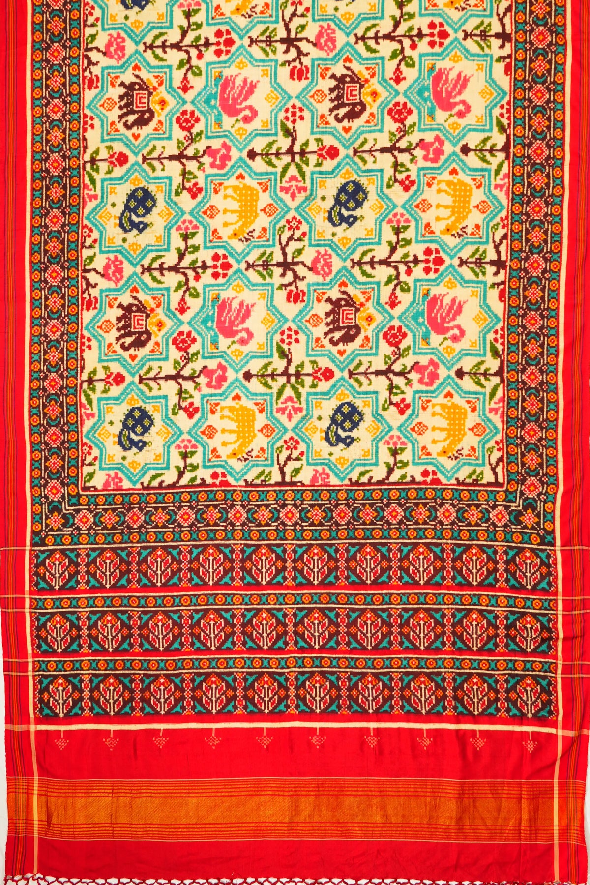 Patan Patola Silk Double Ikat Cream Saree