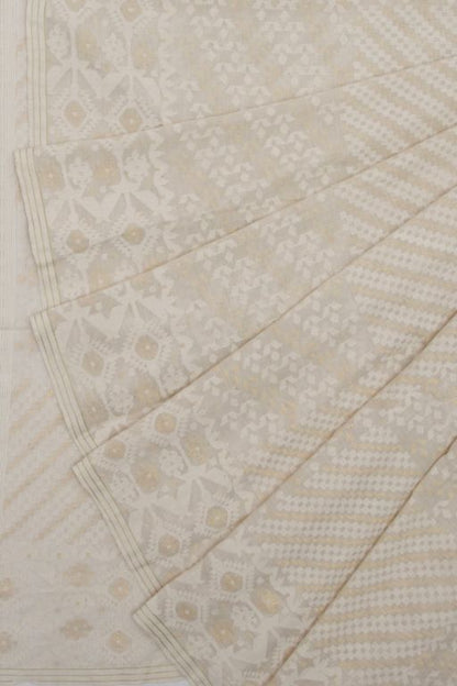 Masterpiece Dhakai Muslin Jamdani Cotton Off-White Saree